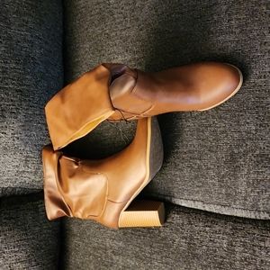 Women booties